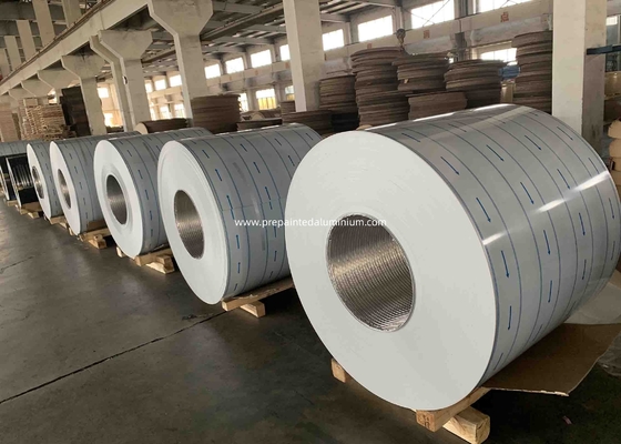 Pre Met een laag bedekt Aluminiumblad in Rol voor de Bladen van het Productiedakwerk