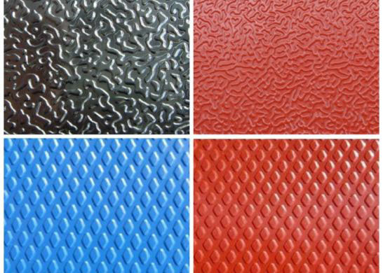 Gepresteerd aluminiumplaat zwart-rood gebruikt in de buitenversiering van gebouwen