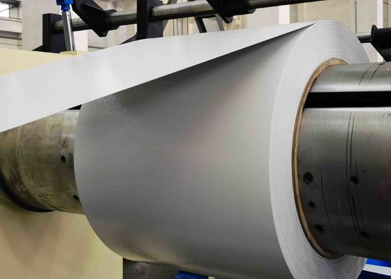 3005 Series 25 Gauge Voorgeverfde aluminium spoel Kleur gecoat Voorgecoat aluminium spoel gebruikt in de bouw