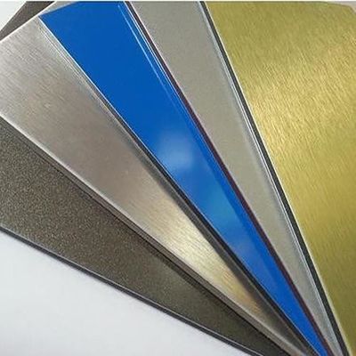 Draadtekening Afwerking gekleurde aluminium spoel legering 5052 26 Gauge voorgeschilderd aluminium plaat voor koelkast deurpaneel