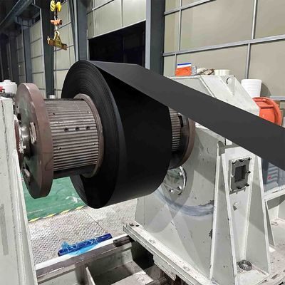27 Gauge zwarte aluminiumstrook zeer duurzaam en aanpasbaar voorgeverfde aluminium spoel voor elke toepassing