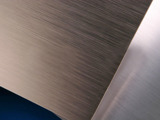 Draadbladen gekleurde aluminium spiraallegering 3105 0,45 mm Pre-Appe Aluminium plaat voor liftoppervlaktecoratiepaneel