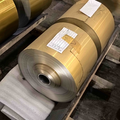 8011 O Temper 0,12 mm Duurzame, aan de zijkant geverfde aluminiumfolie voor de productie van bakcontainers
