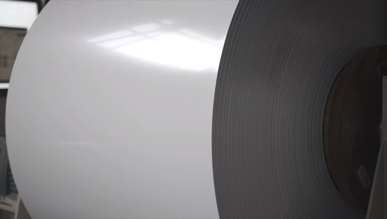 Wit/wit RAL 9010 kleur - gecoate aluminiumplaat op rol 3105 H44 voor de productie van dakgoten of het maken van regenpijpen