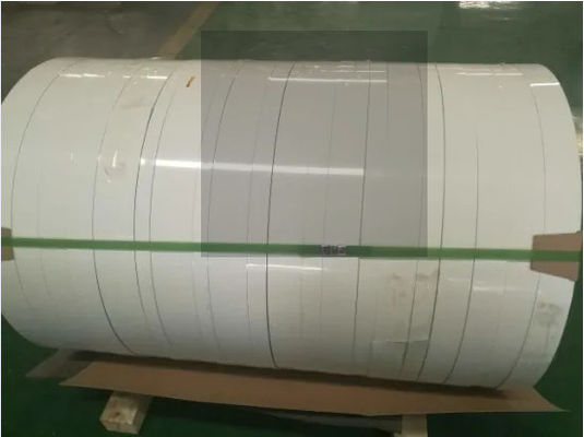 PE Hoog Met een laag bedekken polijst Wit 0.76mm H26 pre Geschilderd Aluminium